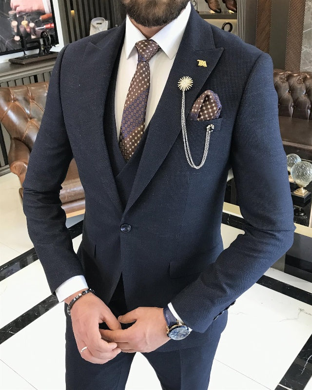 Cool Nark Blue Best Fitting Three Pieces Peaked Lapel Business Men Suits