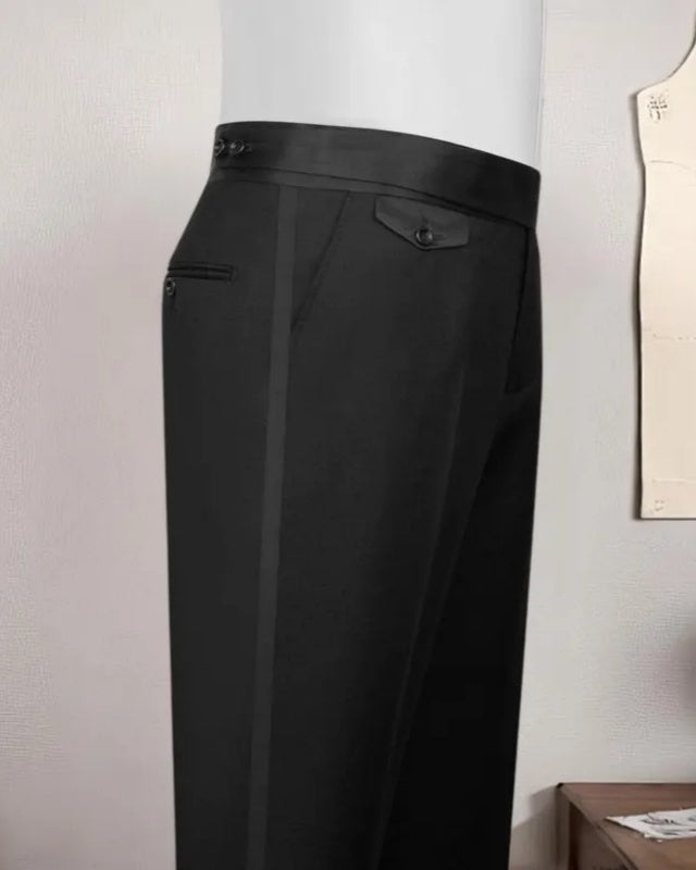 Modern Black Double Breasted Prom Suits With Beadings