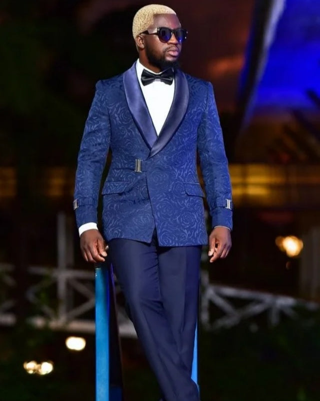 Chic Navy Blue Jacquard Prom Suits With Satin Shawl Lapel