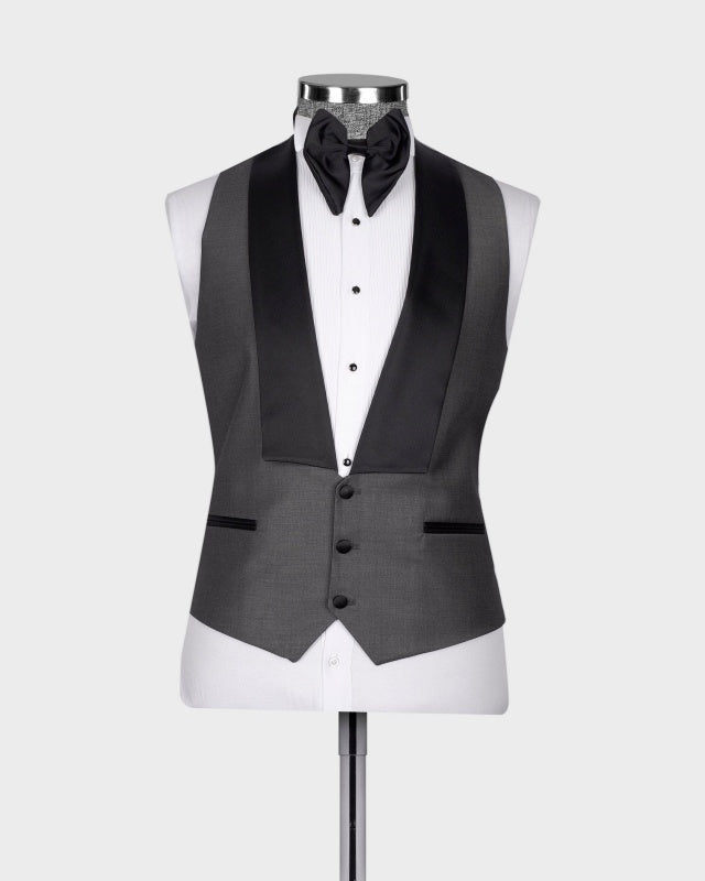 Chic Dark Gray 3 Pieces Peaked Lapel Prom Suits