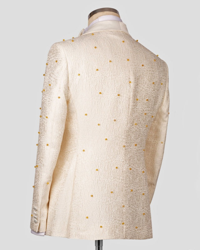 Glamorous Off-white Shawl Lapel 3 Pieces Jacquard Prom Suits With Gold Beading