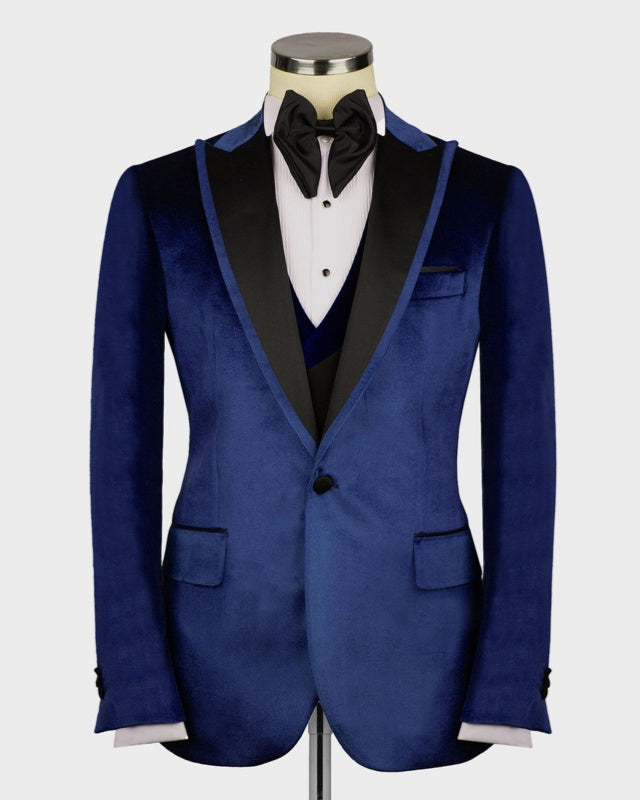 Stylish Navy Blue Velvet 3 Pieces Peaked Lapel Prom Suits