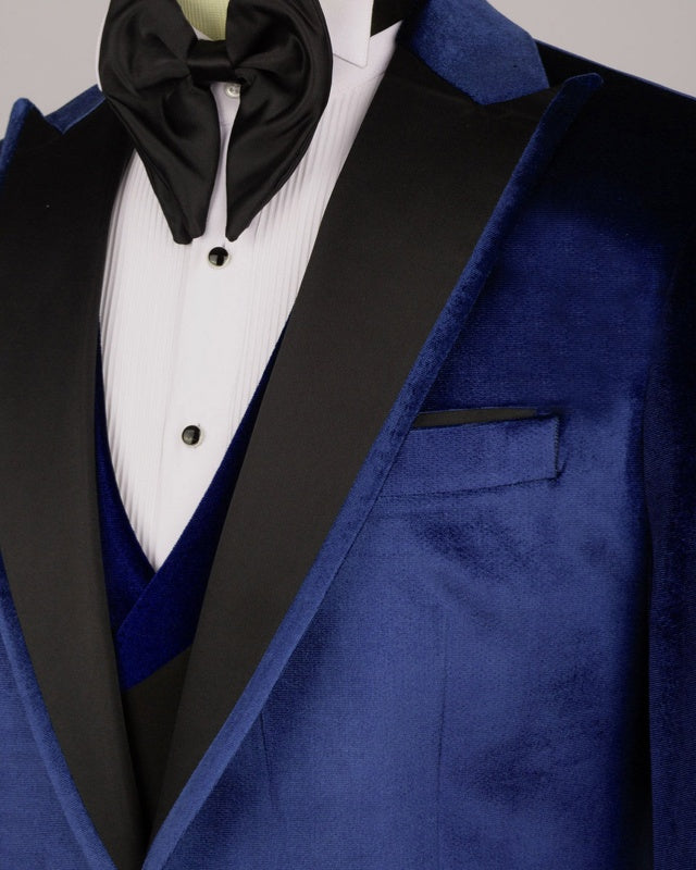 Stylish Navy Blue Velvet 3 Pieces Peaked Lapel Prom Suits