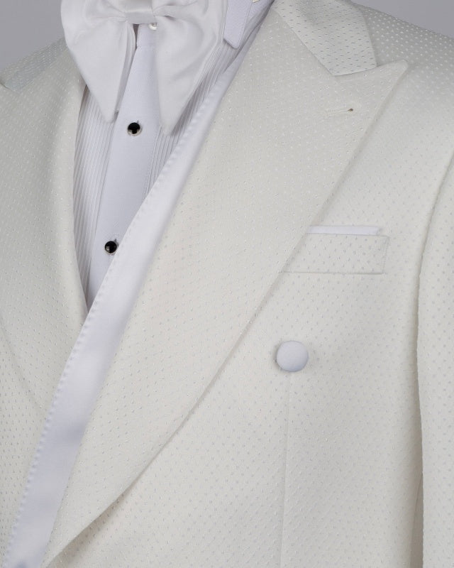 Classic White Plaid Stylish Three Breasted Prom Suits For Men