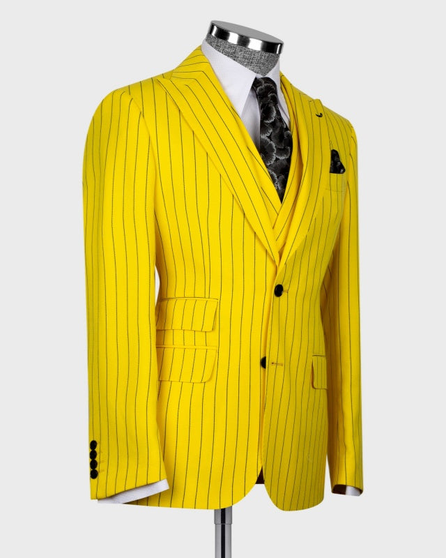 Fashion Light Yellow 3 Pieces Pinstriped Prom Suits For Men