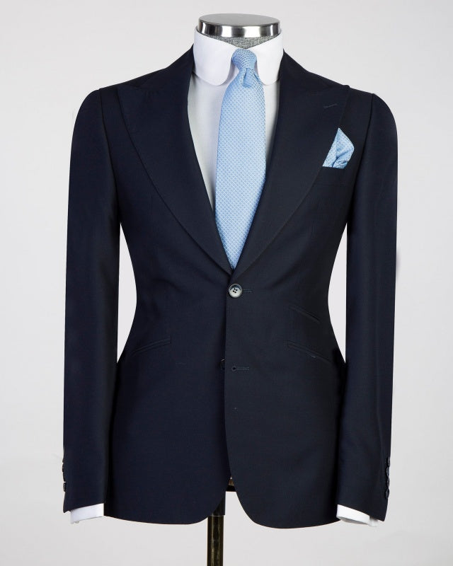Chic Dark Navy Peaked Lapel 3 Pieces Business Suits With Waistcoat