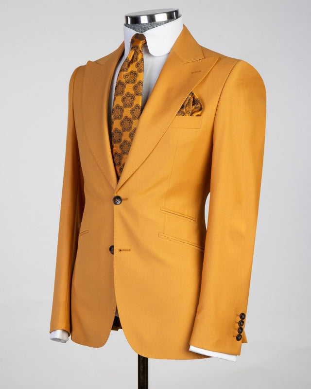 Glamorous Orange Peaked Lapel 3 Pieces Prom Men Suits