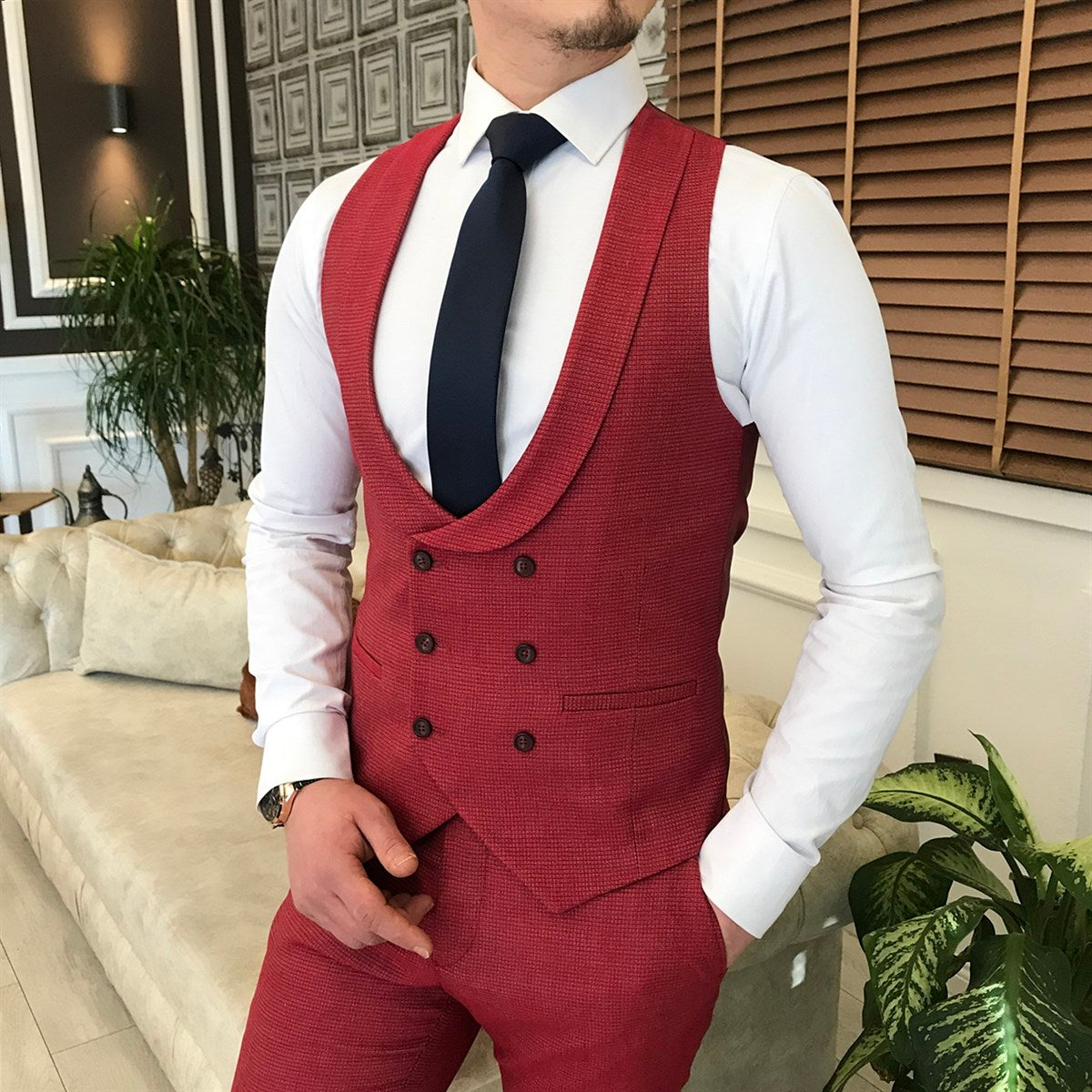 Dark Red Three Pieces Peaked Lapel Prom Men Suit