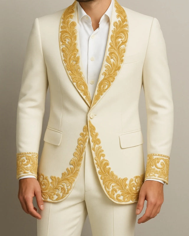 Chic Off-white Shawl Lapel Wedding Suits With Appliques