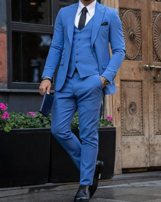 Chic Sky Blue 3 Pieces Peaked Lapel Prom Men Suits