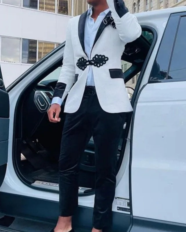 Modern White Shawl Lapel Bespoke Men Suit With Knot Button