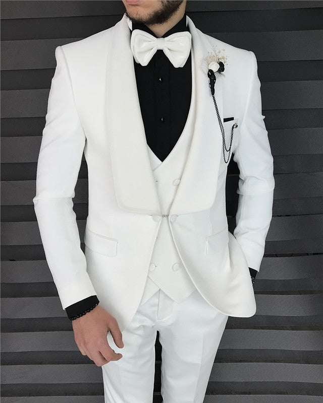 Chic White Three Pieces Close Fitting Shawl Lapel Wedding Men Suit
