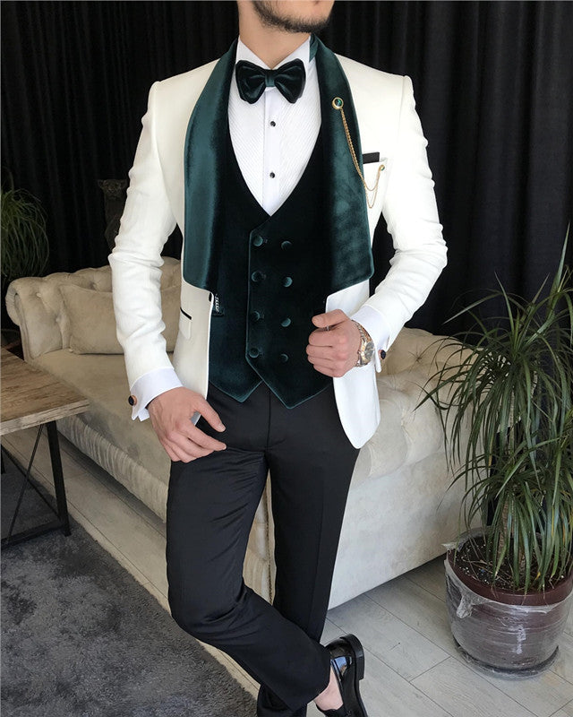 New Arrival White Three Pieces Wedding Men Suit with Green Velvet Lapel