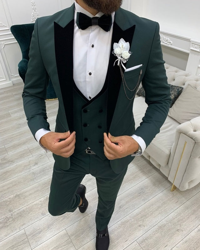 Modern Dark Green Best Fitting Three Pieces Peaked Lapel Prom Men Suits