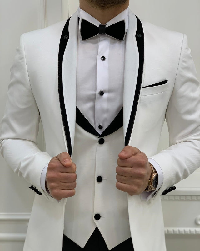Chic White Best Fitting Three Pieces Shawl Lapel Wedding Men Suits