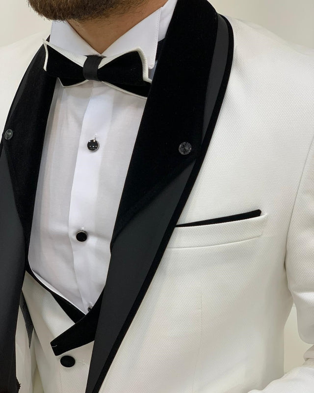 Chic White Slim Fit Three Pieces Shawl Lapel Wedding Men Suits