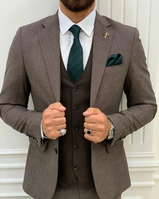 Handsome Coffee Best Fitting Three Pieces Notch Lapel Business Men Suits