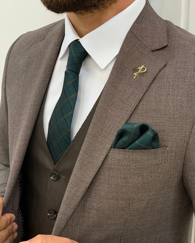 Handsome Coffee Best Fitting Three Pieces Notch Lapel Business Men Suits