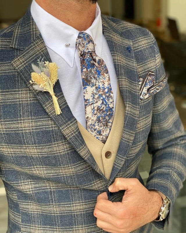 Stylish Blue Plaid Best Fitting three Pieces Notch Lapel Prom Men Suits