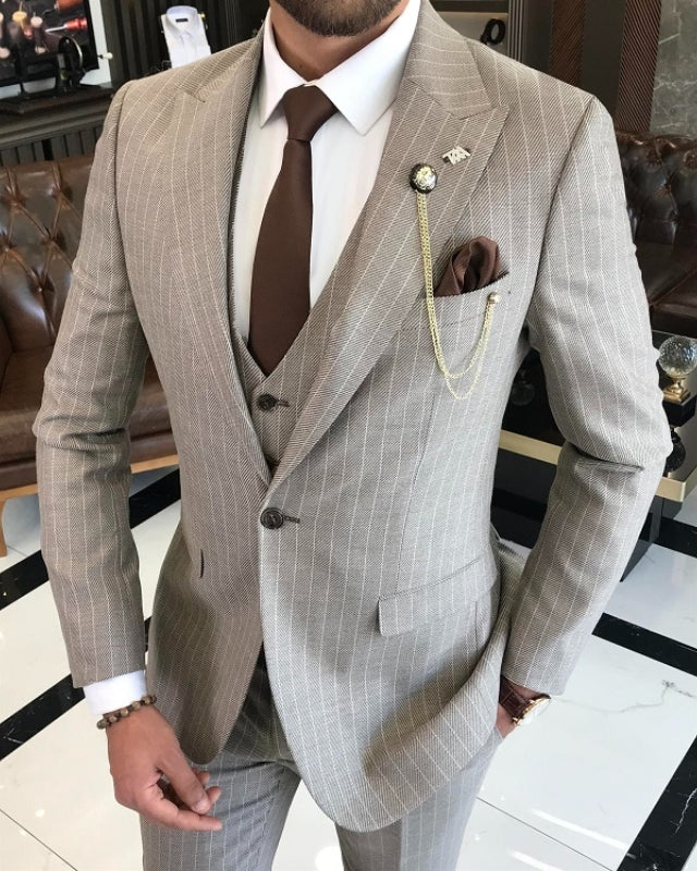 Bernie Chic Gray Striped Peaked Lapel Three Pieces Business Suits