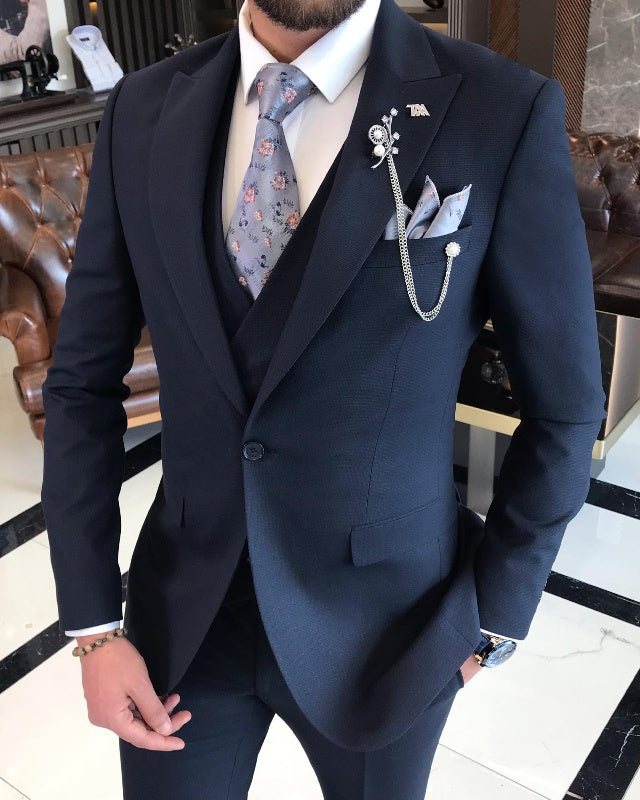 New Arrival Dark Navy Slim Fit Three Pieces Peaked Lapel Business Men Suits