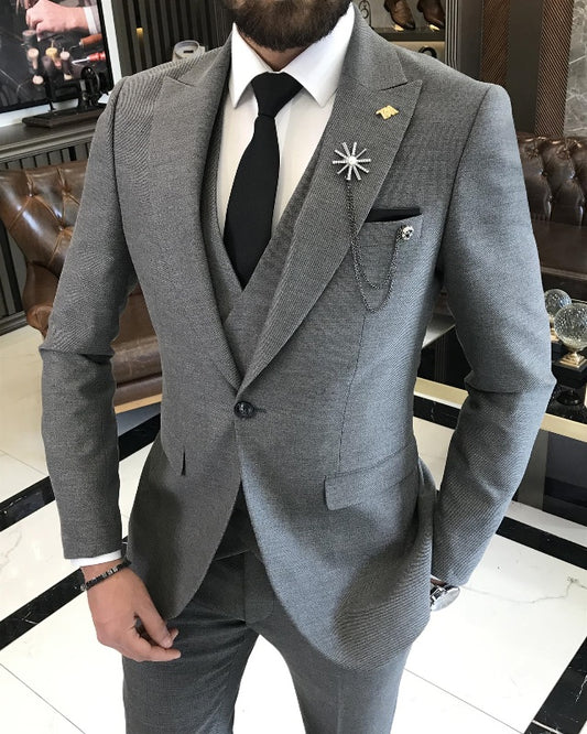 Fashion Dark Gray Three Pieces Peaked Lapel Men Suits For Business