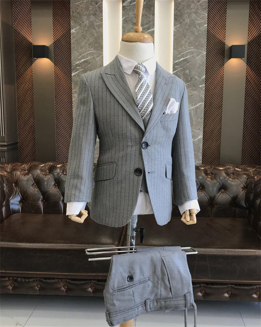 Chic Gray Peaked Lapel Three Pieces Striped Kids Suits