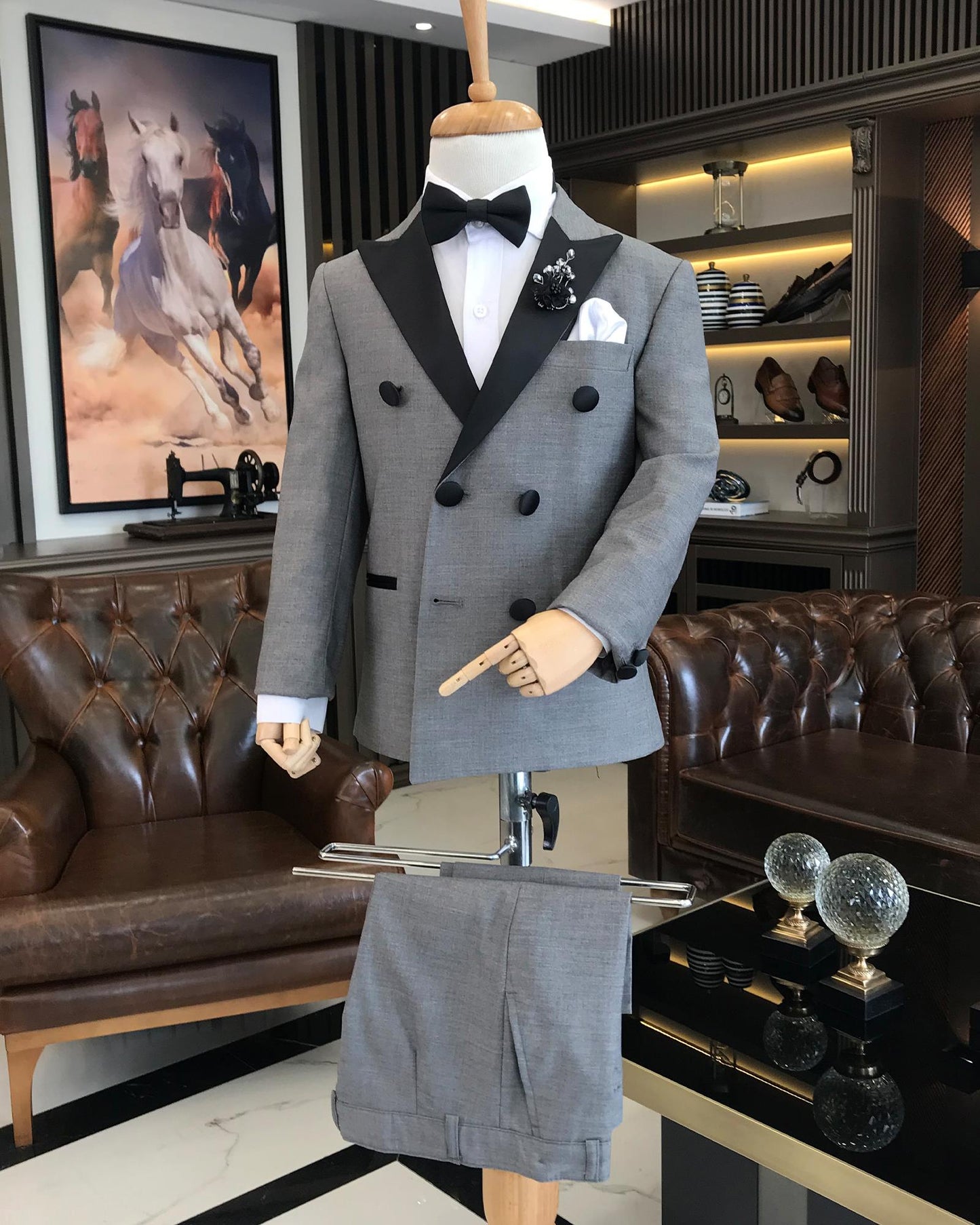 Chic Gray Peaked Lapel Double Breasted Boys Suits