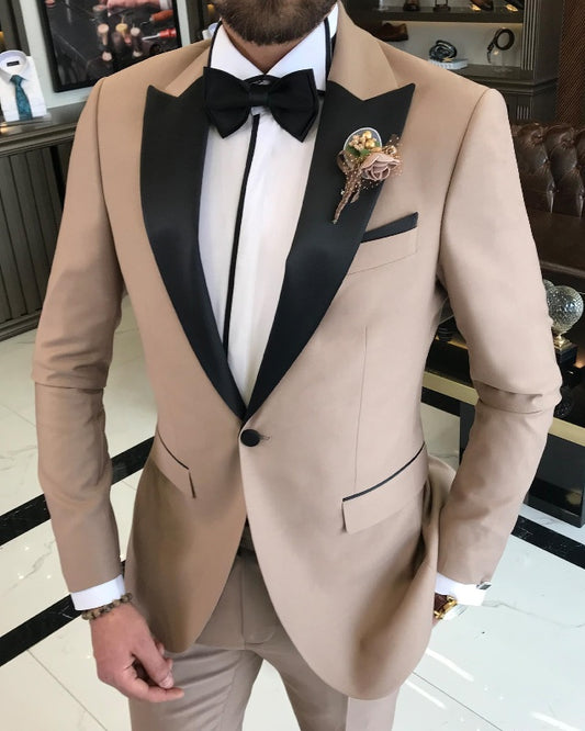New Arrival Khaki Best Fitting Peaked Lapel Business Men Suits