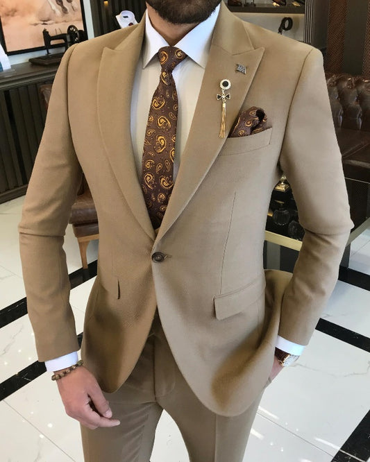 Classic Bespoke Khaki Slim Fit Three Pieces Peaked Lapel Business Men Suits