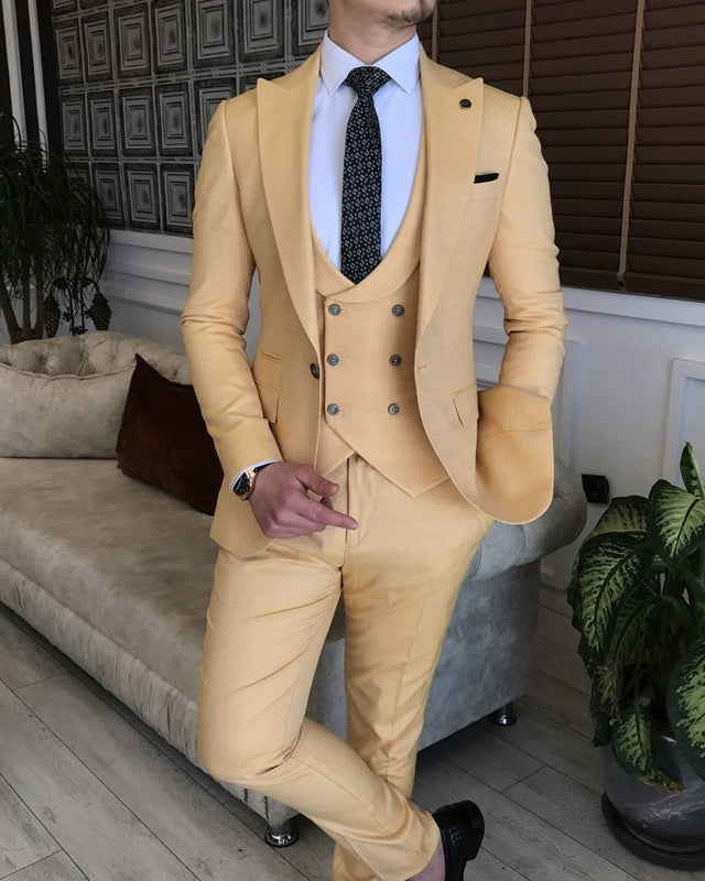 Fashion Yellow Three Pieces Peaked Lapel Slim Fit Prom Men Suits