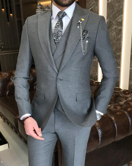 Newest Dark Gray Three Pieces Peaked Lapel Slim Fit Business Suits For Men