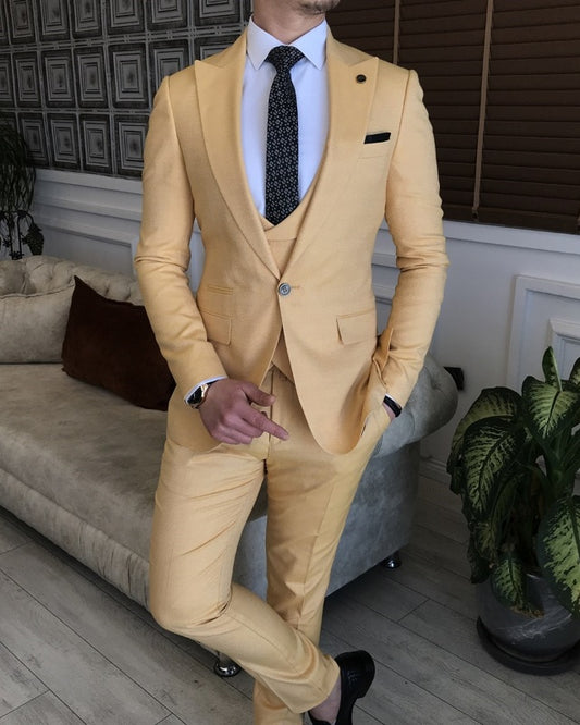 Fashion Yellow Three Pieces Peaked Lapel Slim Fit Prom Men Suits