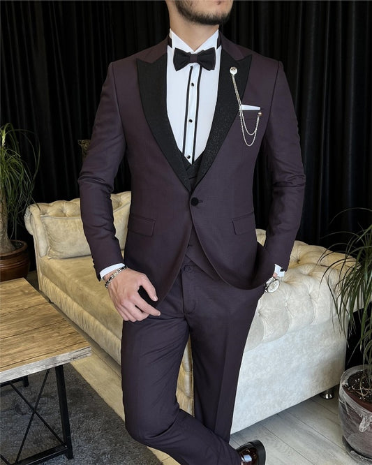 Fashion Purple Three Pieces Peaked Lapel Best Fitting Prom Men Suits