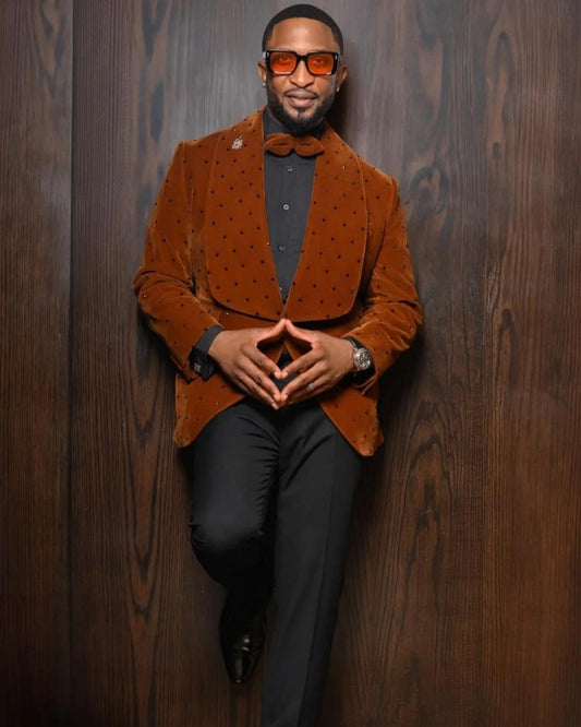 Young Caramel Shawl Lapel Velvet Prom Suits With Beading