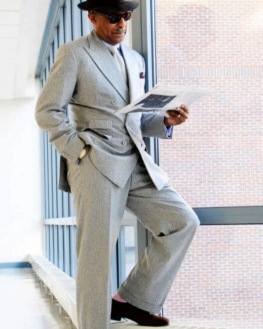Modern Light Gray Peaked Lapel Double Breasted Prom Suits