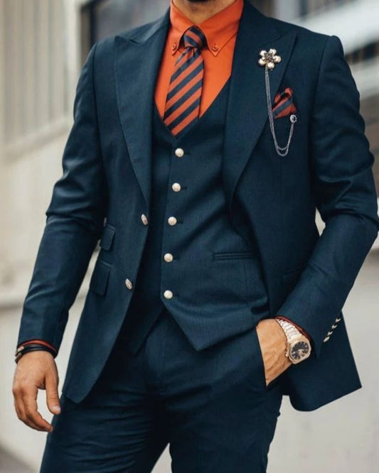 Handsome Dark Navy Three Pieces Peaked Lapel Prom Men Suits