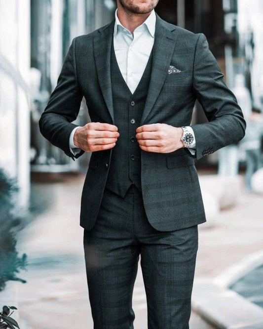 Brook Dark Gray Plaid Three Pieces Notched Lapel Prom Men Suits