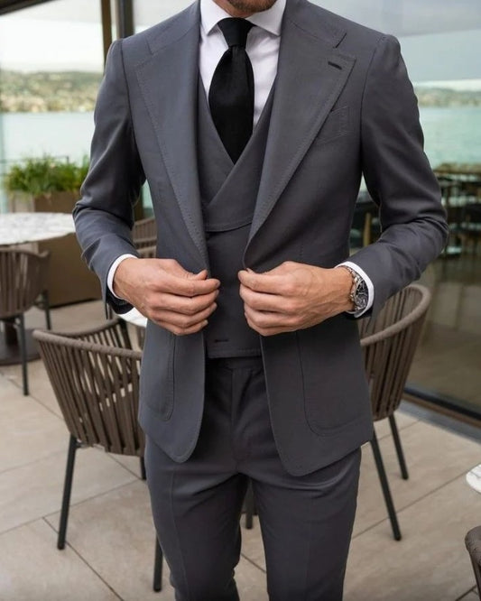 Carlos Dark Gray Three Pieces Notched Lapel Prom Men Suits