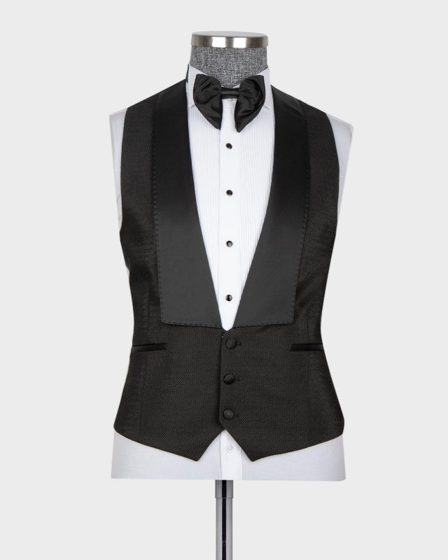 Trendy Black 3 Pieces Peaked Lapel Prom Suits For Men