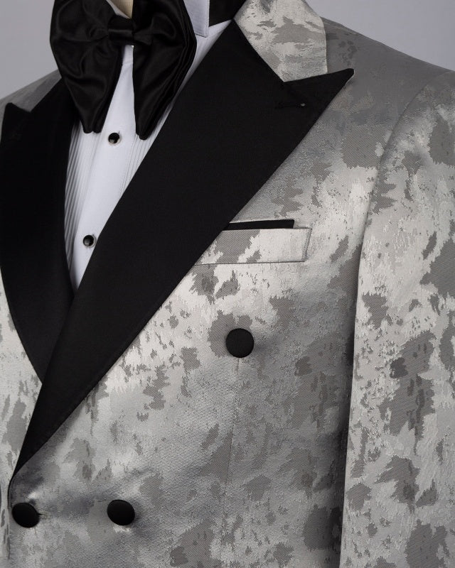 Modern Silver Gray Jacquard Double Breasted Peaked Lapel Prom Suits