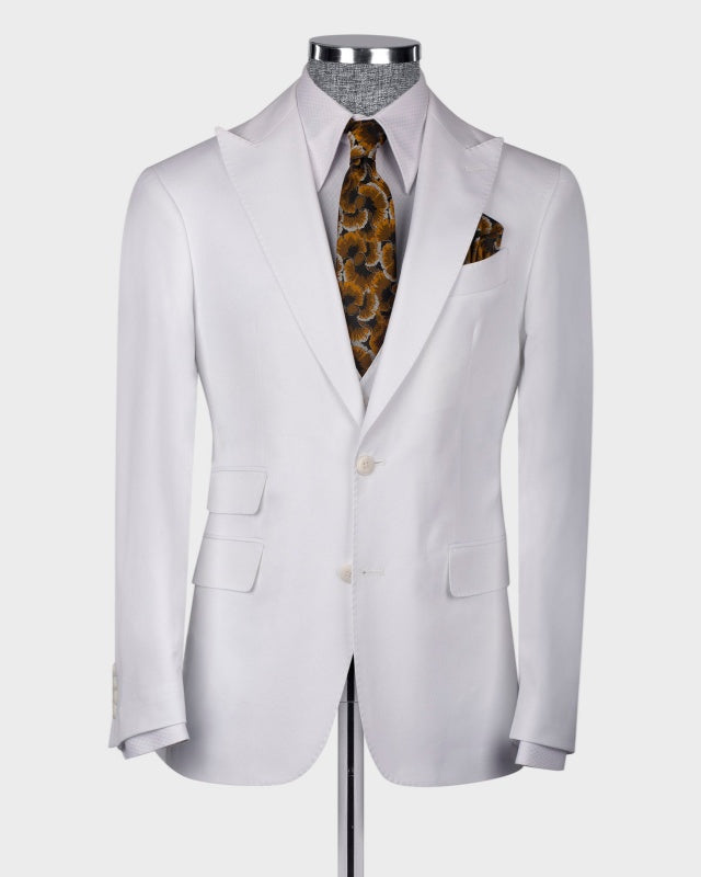 Classic White 3 Pieces Peaked Lapel Business Suits