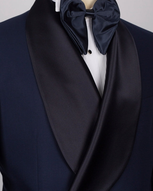 Close Fitting Classic Navy Blue Double Breasted Wedding Suits For Groom