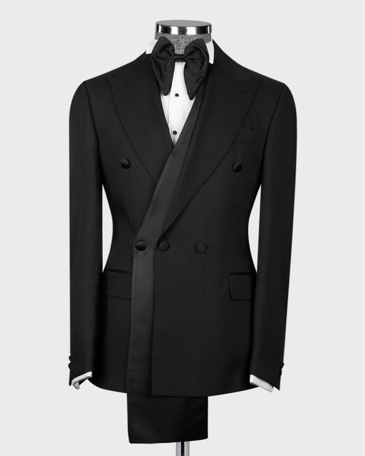 Slim Fit Black Fashionable Peaked Lapel Prom Suits