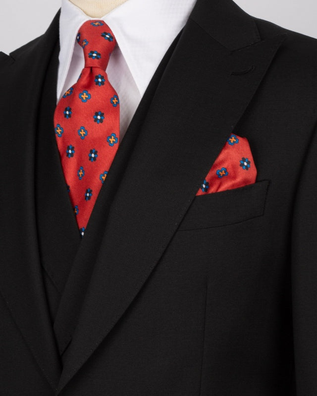 Formal Black 3 Pieces Close Fitting Business Suits With Waistcoat