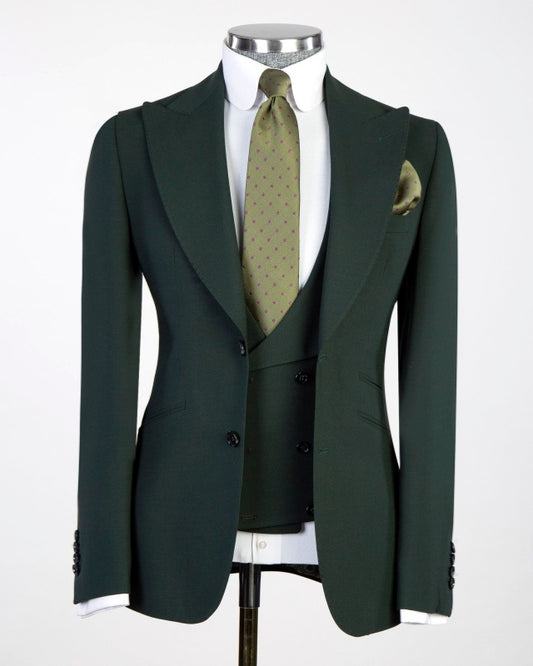 Chic Dark Green 3 Pieces Peaked Lapel Business Suits For Men