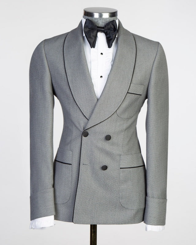 Glamorous Gray Double Breasted Prom Suits With Black Belt