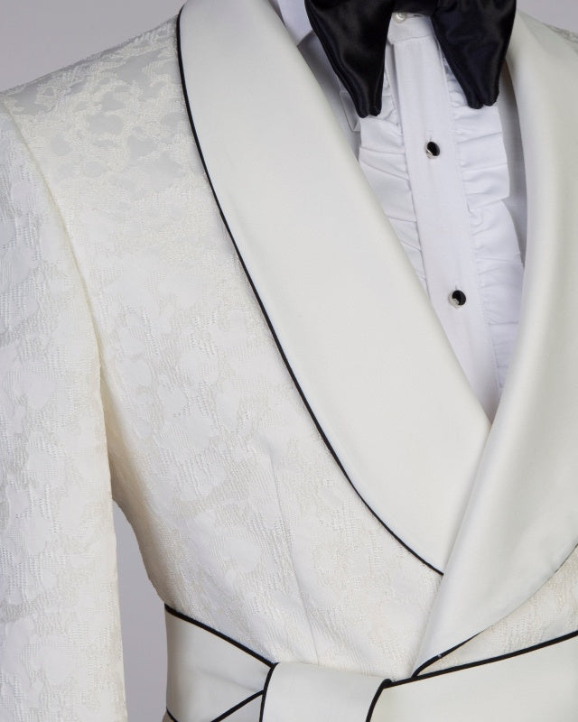 Classic White Jacquard Double Breasted Wedding Suits With Belt