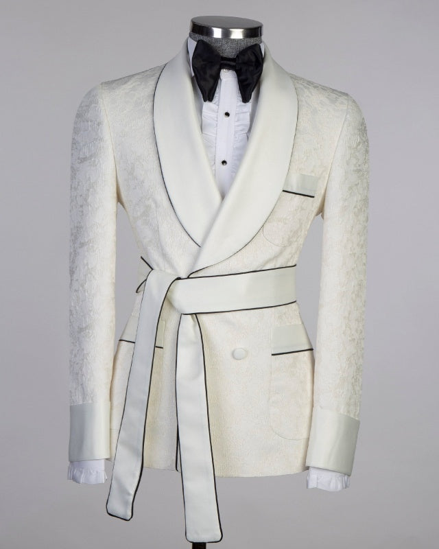 Classic White Jacquard Double Breasted Wedding Suits With Belt