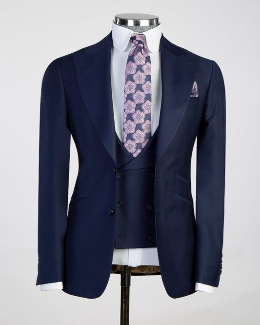 Classic Dark Navy 3 Pieces Close Fitting Business Suits For Men